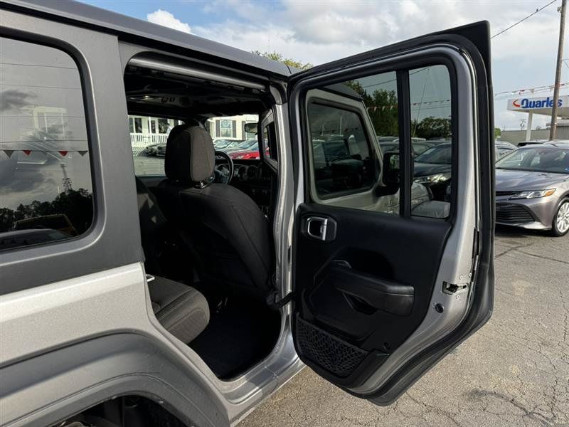 Used 2021 Jeep Wrangler Unlimited Sport AWD/4WD image 9