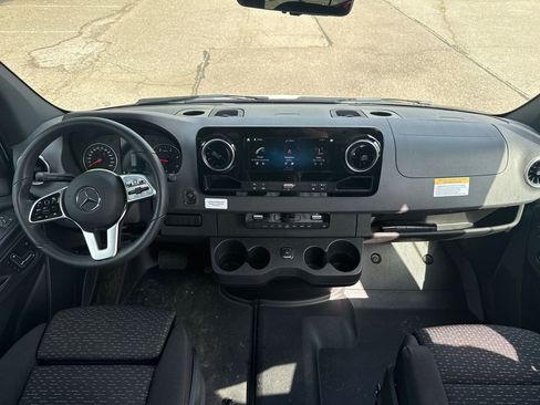 Used 2024 Mercedes-Benz Sprinter 3500 w/ Parking Package image 21