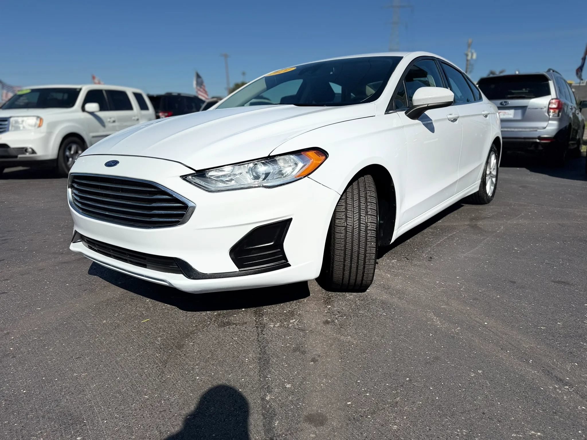 Used 2020 Ford Fusion SE FWD image 7