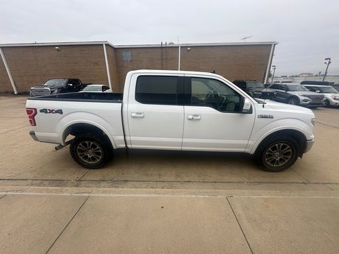 Used 2019 Ford F150 Lariat image 10