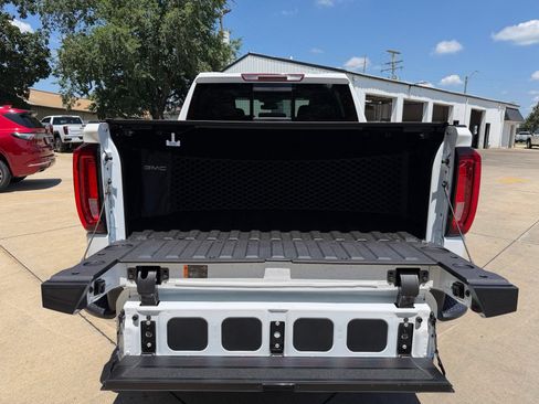 New 2026 GMC Sierra 1500 SLT w/ SLT Premium Plus Package AWD/4WD image 16