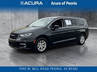 Used 2023 Chrysler Pacifica Touring-L FWD video 1
