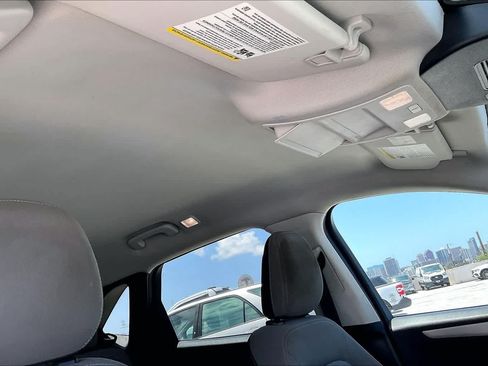 Used 2022 Ford Escape SE FWD image 30