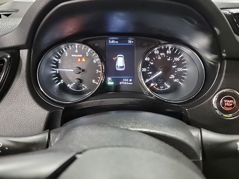 Used 2020 Nissan Rogue SV FWD image 15