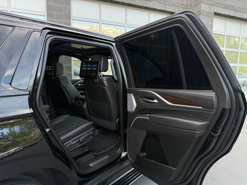 Used 2022 Cadillac Escalade Sport Platinum AWD/4WD image 21