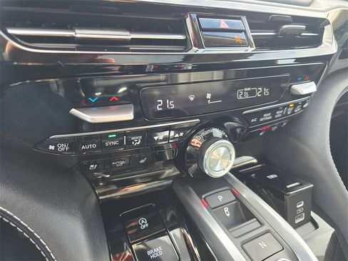 Used 2023 Acura MDX SH-AWD w/ Advance Package image 27