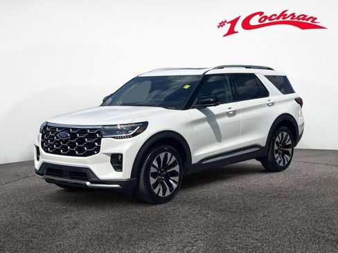 Certified 2025 Ford Explorer Platinum w/ LUX Leather Package AWD/4WD image 12