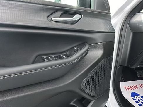 New 2026 Jeep Grand Cherokee Laredo X AWD/4WD image 18