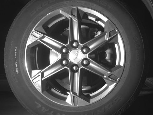 Used 2025 Chevrolet Blazer LT FWD image 13