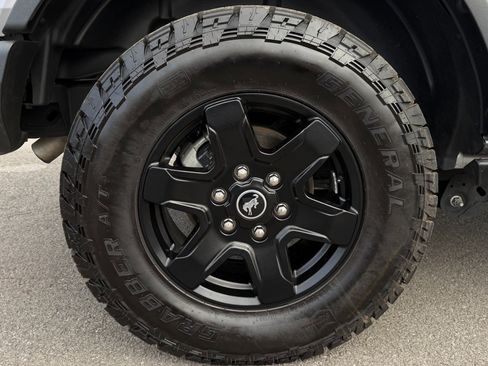 Used 2024 Ford Bronco Black Diamond image 53