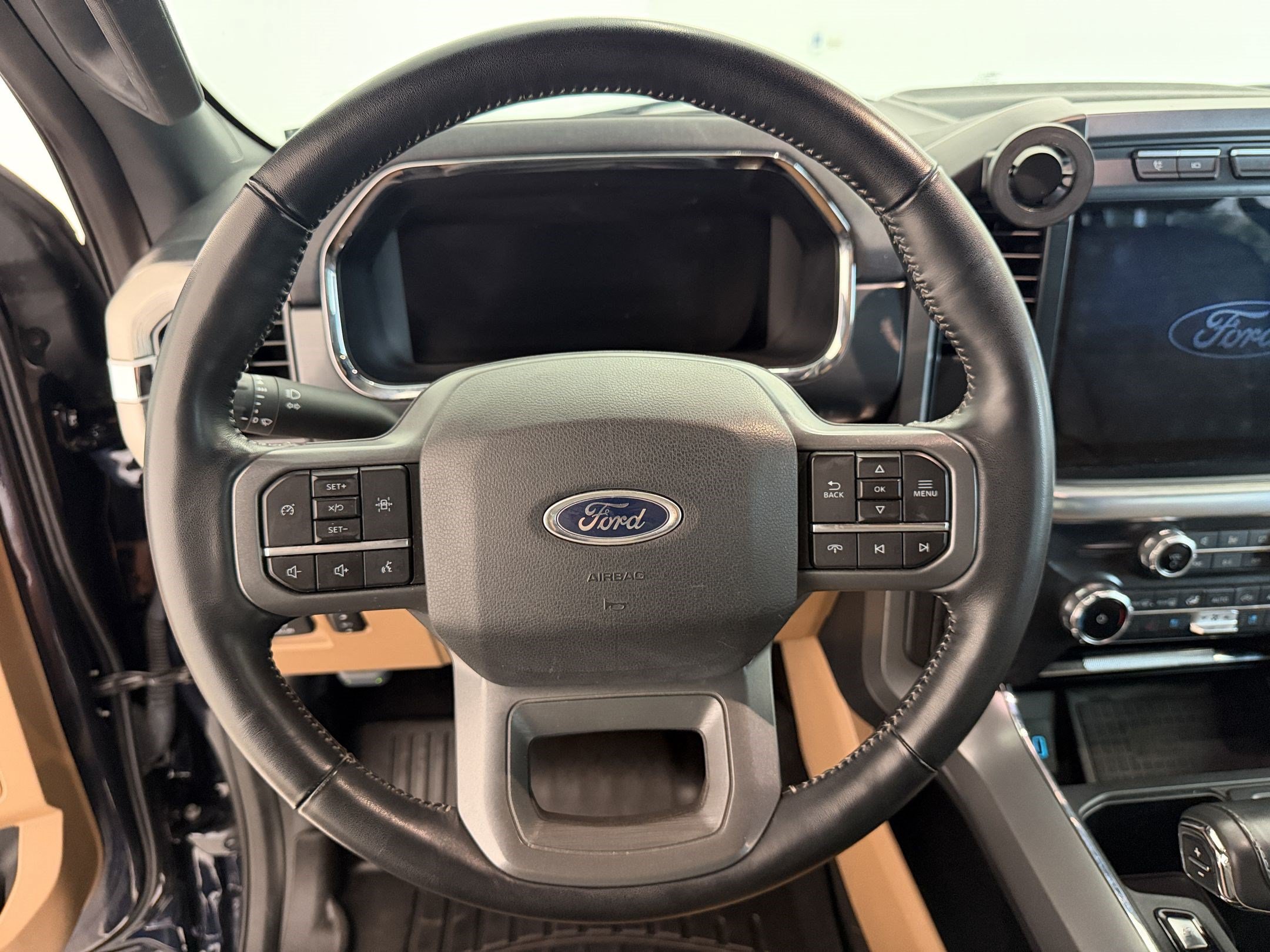 Used 2022 Ford F150 Lariat AWD/4WD image 11