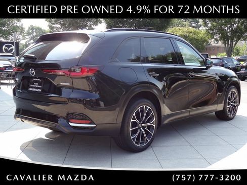 Certified 2025 MAZDA CX-70 Plug-In Hybrid w/ Premium Pkg AWD/4WD image 3