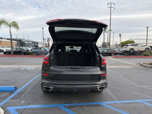 Certified 2023 BMW X5 sDrive40i w/ M Sport Package image 7