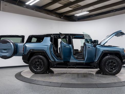 New 2024 GMC Hummer EV 3X w/ Omega Edition AWD/4WD image 10