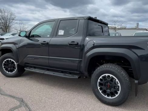 New 2026 Toyota Tacoma TRD Off-Road AWD/4WD image 4