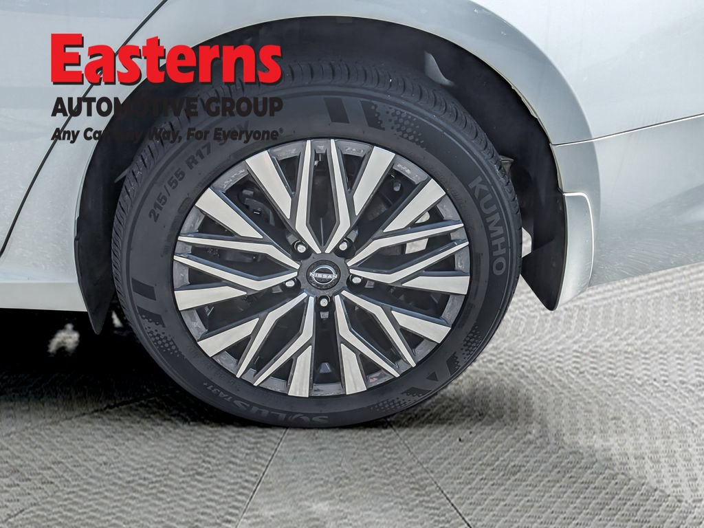 Used 2024 Nissan Altima 2.5 SV AWD/4WD image 27