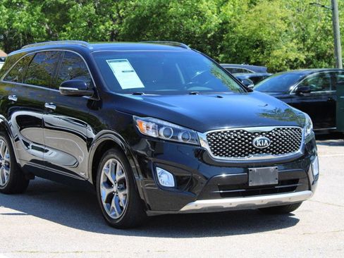 Used 2017 Kia Sorento SX AWD/4WD image 1