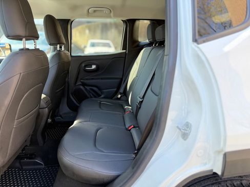 Used 2023 Jeep Renegade Limited AWD/4WD image 23