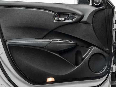 Certified 2017 Acura RDX Base image 9