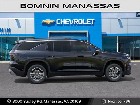 New 2026 Chevrolet Traverse LT FWD image 6