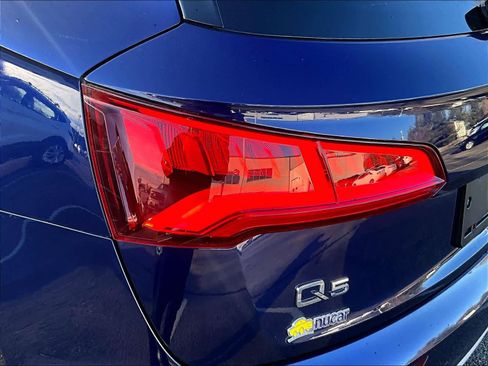 Used 2018 Audi Q5 2.0T Premium Plus w/ Premium Plus Package image 32