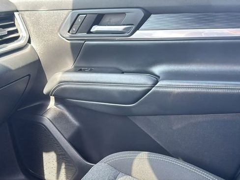 Used 2025 GMC Terrain Elevation AWD/4WD image 24