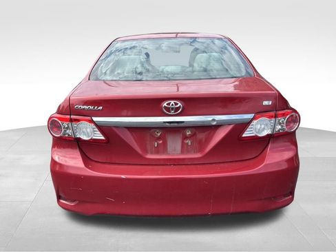 Used 2012 Toyota Corolla LE FWD image 4