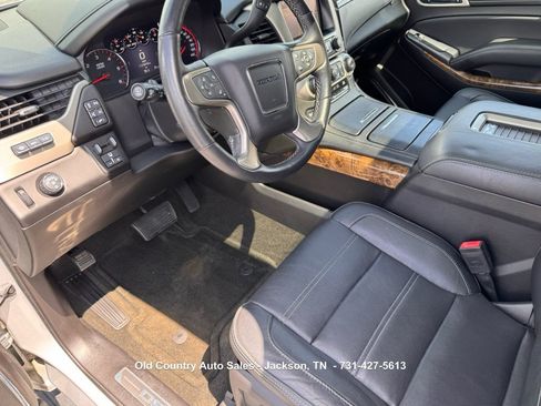 Used 2016 GMC Yukon Denali w/ Open Road Package RWD image 22