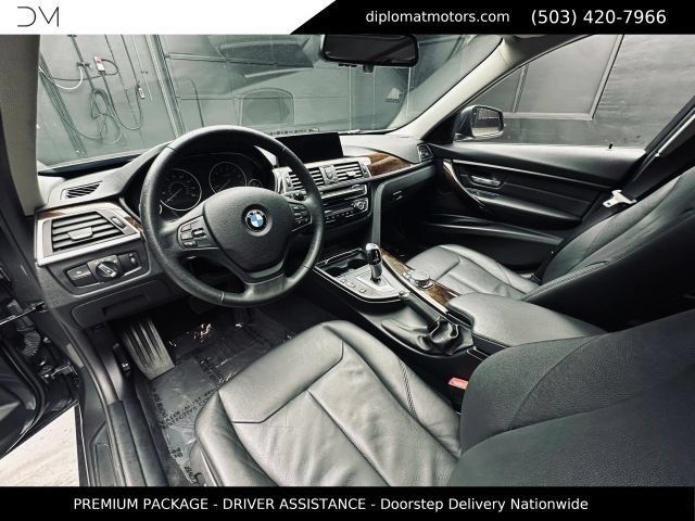 Used 2017 BMW 320i Sedan RWD image 17