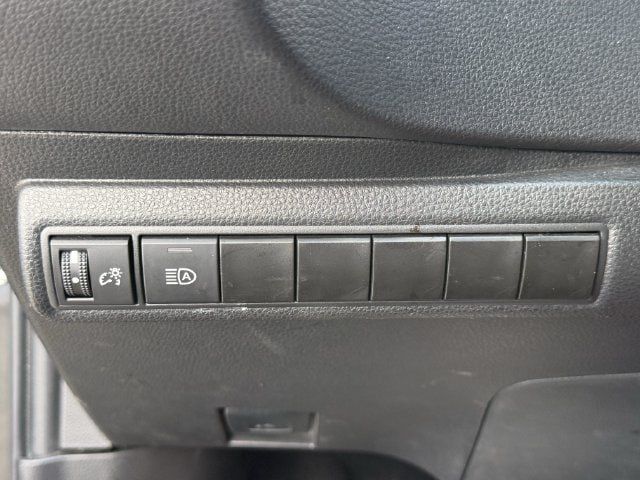 Used 2024 Toyota Corolla LE FWD image 22