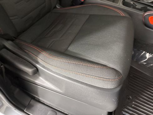 Used 2024 Nissan Frontier PRO-4X w/ Off-Road Protection Package image 26