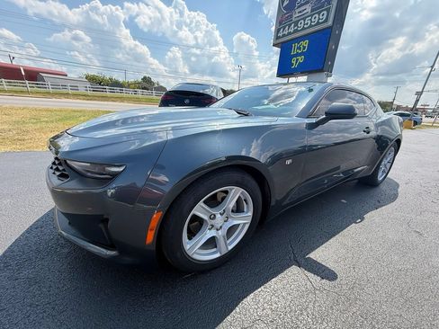 Used 2021 Chevrolet Camaro LT RWD image 8