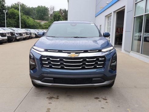 New 2027 Chevrolet Equinox LT w/ Convenience Package II AWD/4WD image 5