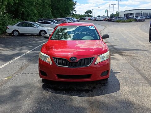 Used 2010 Toyota Camry LE FWD image 8