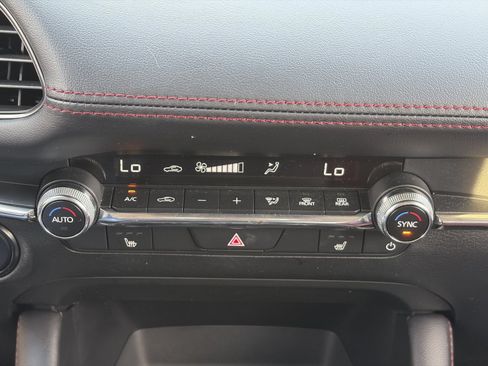 Used 2024 MAZDA MAZDA3 s AWD/4WD image 29