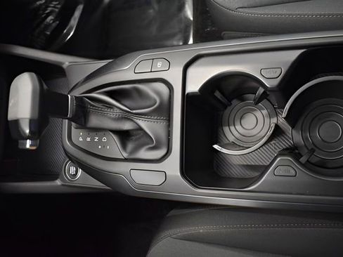 Used 2025 Kia K4 image 28