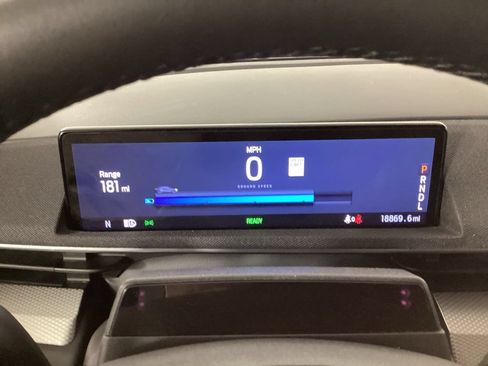 Used 2023 Ford Mustang Mach-E Select RWD image 18