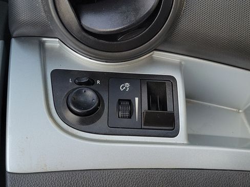 Used 2014 Chevrolet Spark LT FWD image 28
