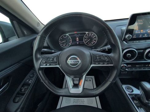 Used 2021 Nissan Sentra SV FWD image 12