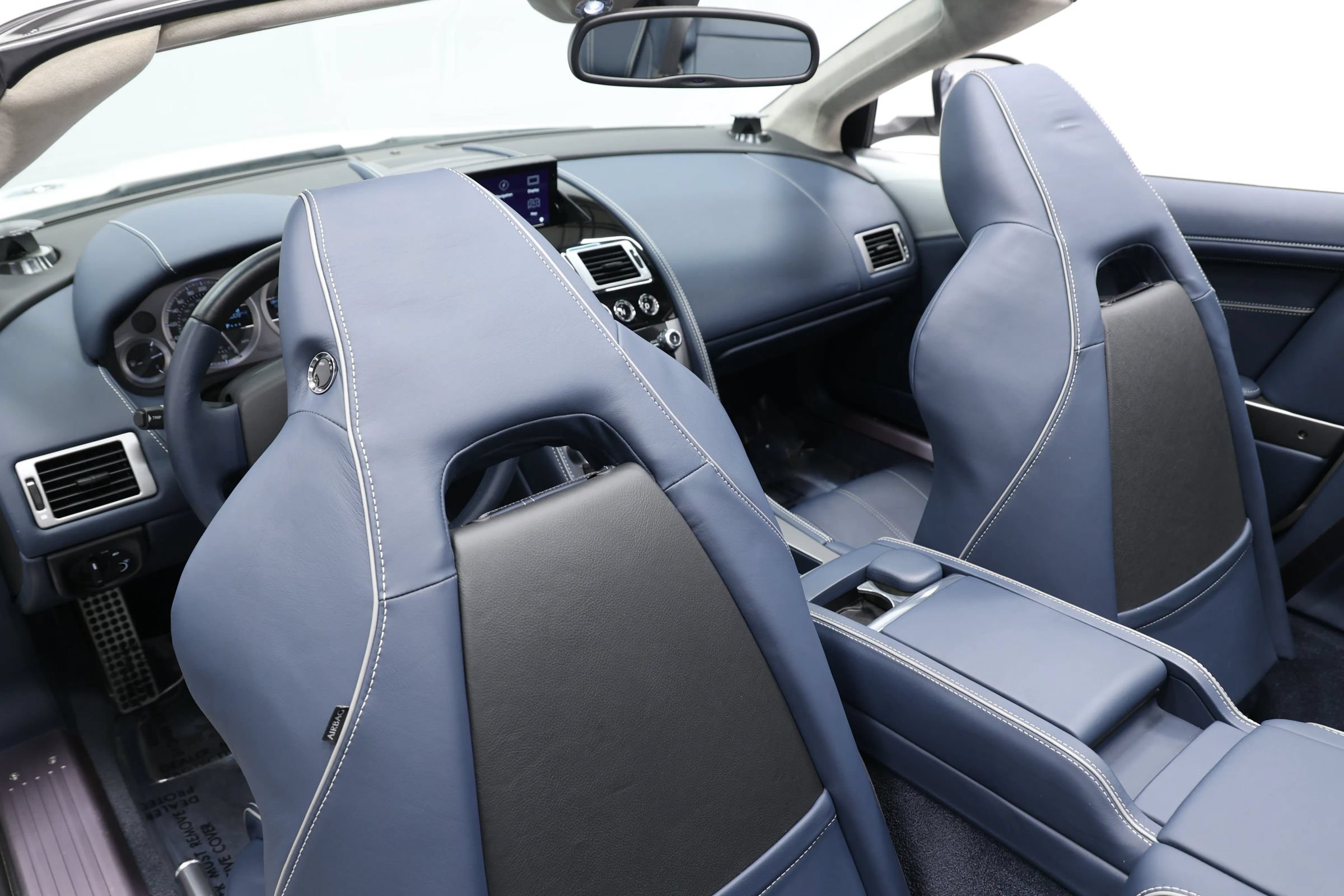 Used 2012 Aston Martin Virage Volante RWD image 54