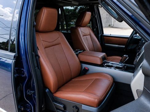 Used 2010 Ford Expedition EL 4WD image 40