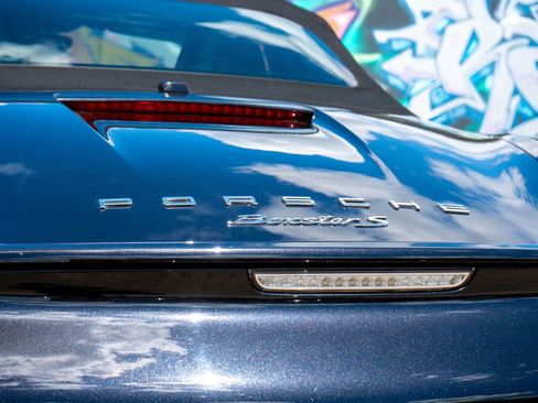 Used 2014 Porsche Boxster S RWD image 17