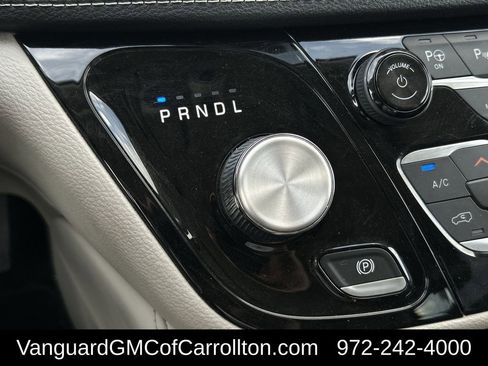 Used 2022 Chrysler Pacifica Limited image 11