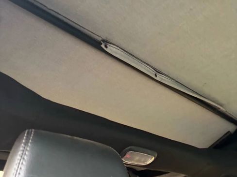 Used 2016 Jeep Wrangler Unlimited Sahara image 36