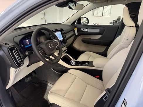 New 2026 Volvo XC40 B5 Plus w/ Protection Package Premier image 14