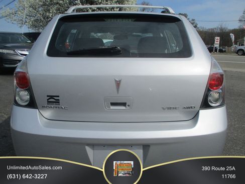Used 2009 Pontiac Vibe AWD w/ Sun And Sound Package image 2