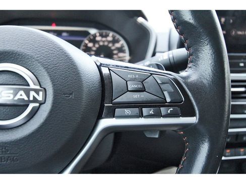 Used 2024 Nissan Altima 2.5 SR w/ SR Premium Package image 24