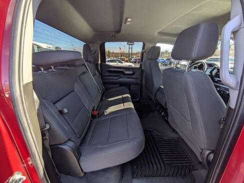 Used 2024 GMC Sierra 1500 Elevation image 32