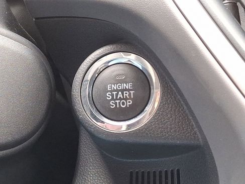 Used 2024 Subaru Crosstrek 2.0i Premium image 22