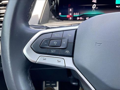 Used 2024 Volkswagen Atlas Cross Sport SEL Premium R-Line AWD/4WD image 18